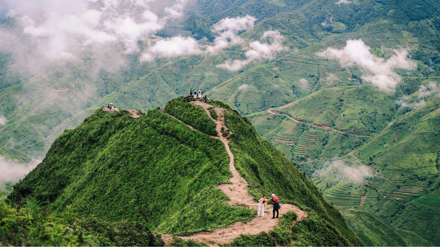 cam-nang-du-lich-ta-xua