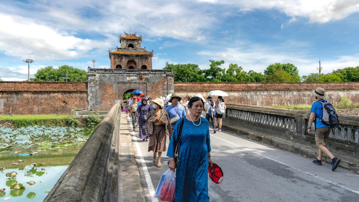 75-top-dia-diem-du-lich-hue